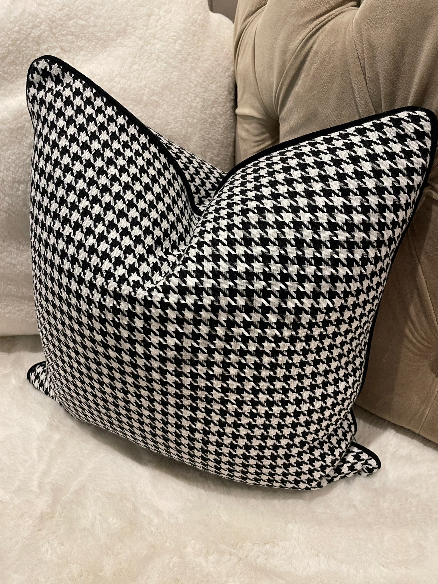 Houndstooth pillow shop