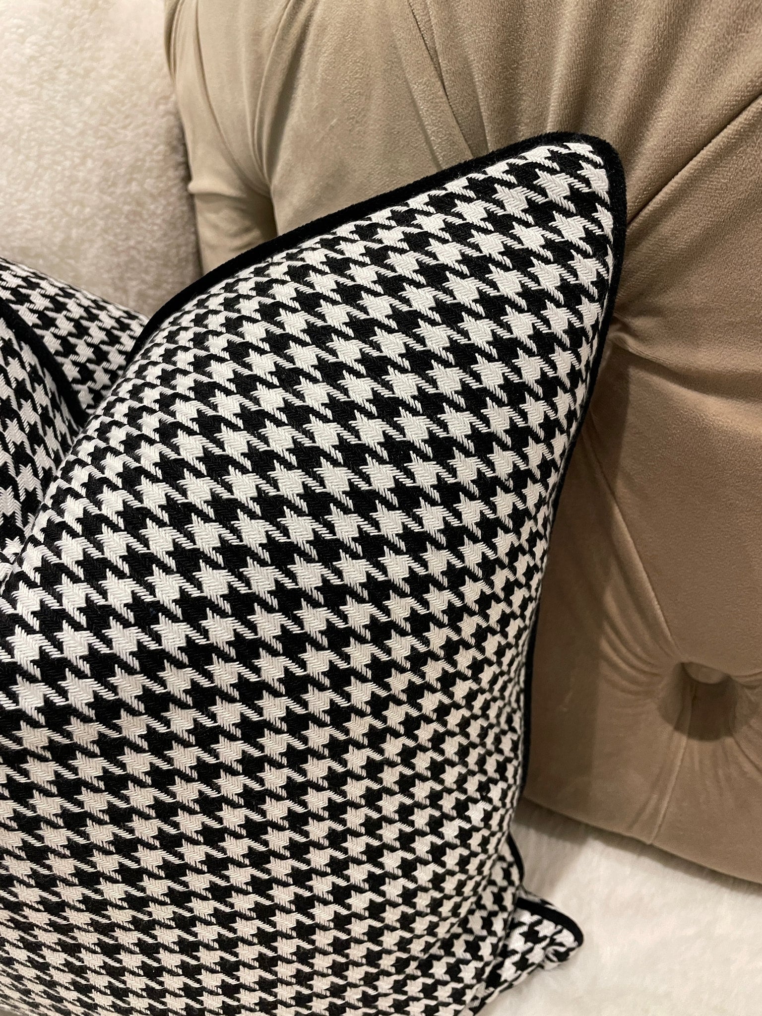 Houndstooth cushions hot sale
